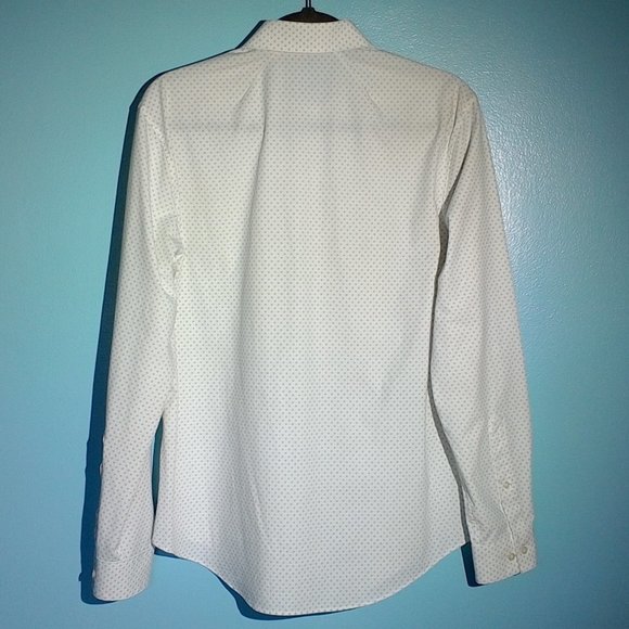 Van Heusen M slim fit long sleeved shirt. - Picture 2 of 6